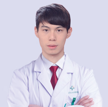 曹偉坤